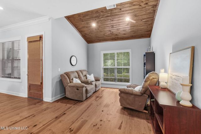 105 Camden Lake Circle, Madison, MS 39110