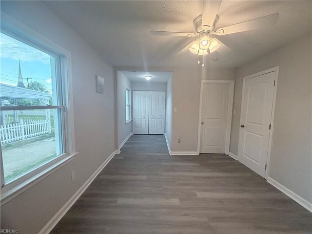 1815 Gildner RD, Hampton, VA 23666