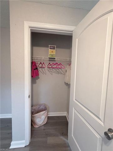 1815 Gildner RD, Hampton, VA 23666