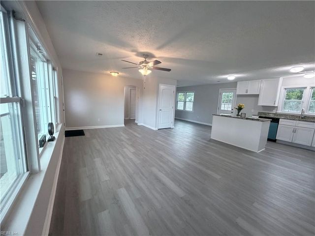 1815 Gildner RD, Hampton, VA 23666