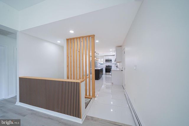 316 NEWPORT RD, Bristol, PA 19007