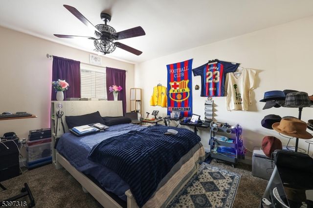 1427 Barnhardt Ln, Rahway City, NJ 07065