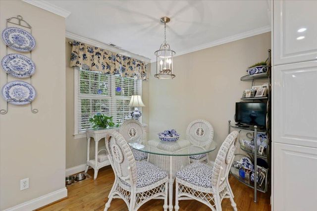 121 N Palisades Drive, Signal Mountain, TN 37377