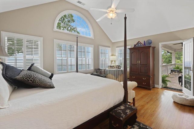 121 N Palisades Drive, Signal Mountain, TN 37377