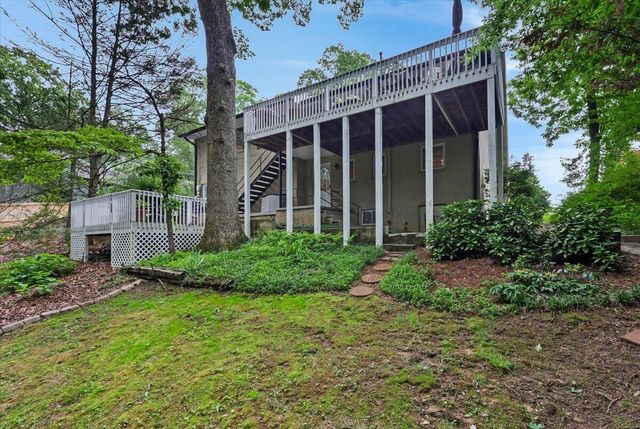 121 N Palisades Drive, Signal Mountain, TN 37377