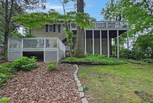 121 N Palisades Drive, Signal Mountain, TN 37377