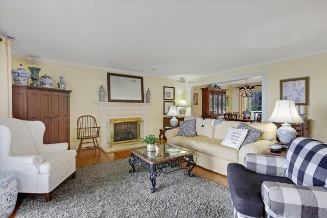 121 N Palisades Drive, Signal Mountain, TN 37377