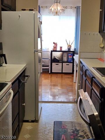 44 S Main St 6J, Lodi Boro, NJ 07644