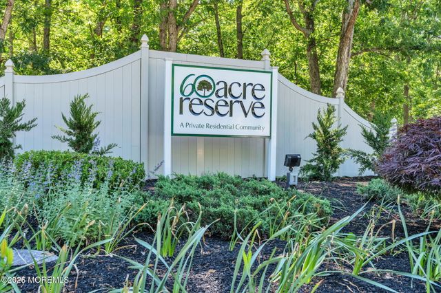 81 Whispering Oaks Way, Jackson, NJ 08527