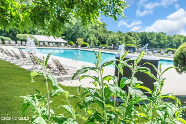 81 Whispering Oaks Way, Jackson, NJ 08527