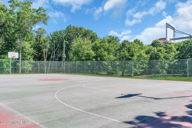 81 Whispering Oaks Way, Jackson, NJ 08527