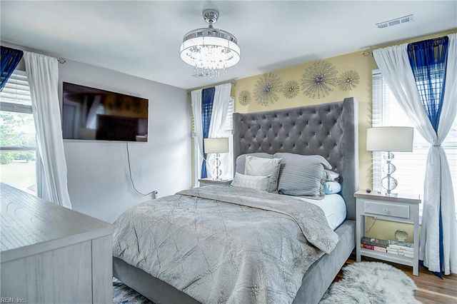 609 San Pedro DR, Chesapeake, VA 23322