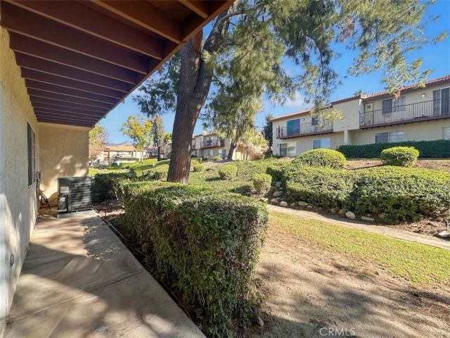 1365 Crafton, Mentone, CA 92359