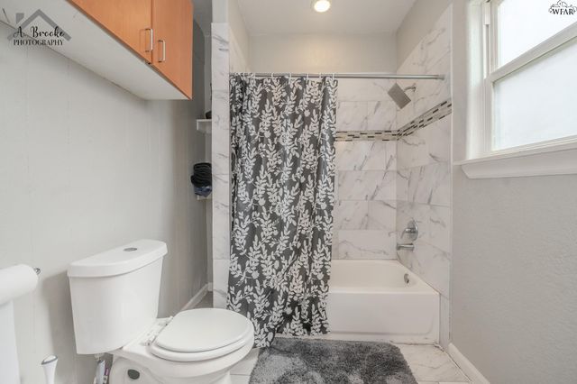 1717 ELIZABETH AVENUE, Wichita Falls, TX 76301