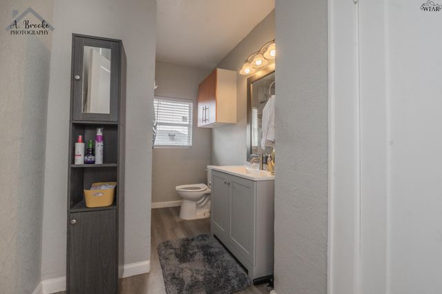 1717 ELIZABETH AVENUE, Wichita Falls, TX 76301