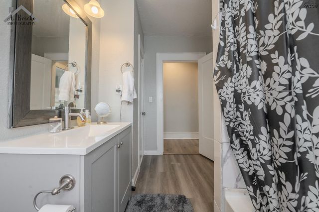 1717 ELIZABETH AVENUE, Wichita Falls, TX 76301