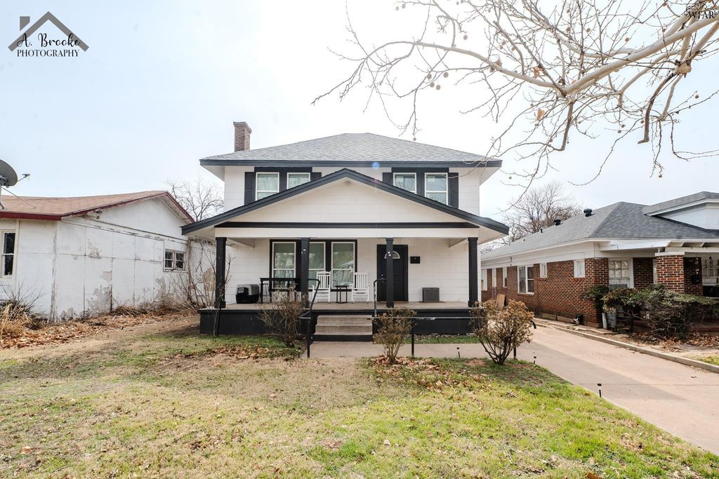 1717 ELIZABETH AVENUE, Wichita Falls, TX 76301