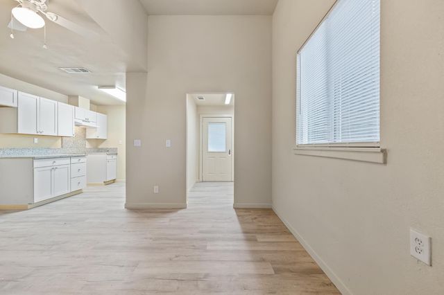415 N Valeria Street, Fresno, CA 93701