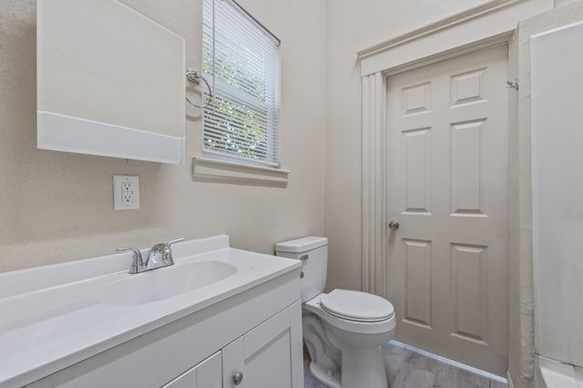 415 N Valeria Street, Fresno, CA 93701