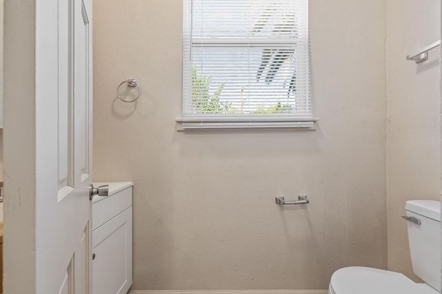 415 N Valeria Street, Fresno, CA 93701