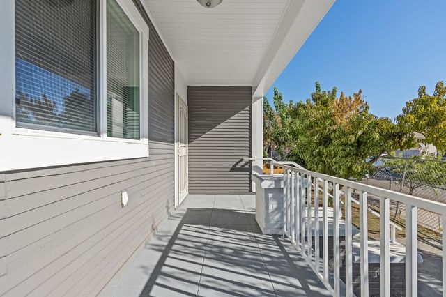 415 N Valeria Street, Fresno, CA 93701