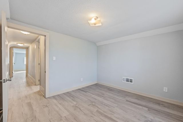 415 N Valeria Street, Fresno, CA 93701