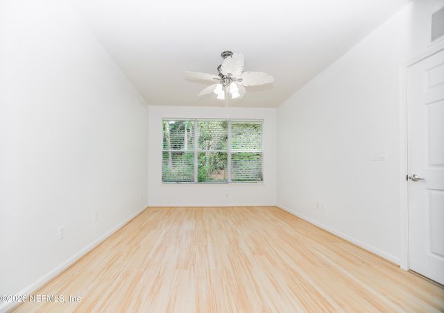8527 LITTLE SWIFT Circle 34G, Jacksonville, FL 32256