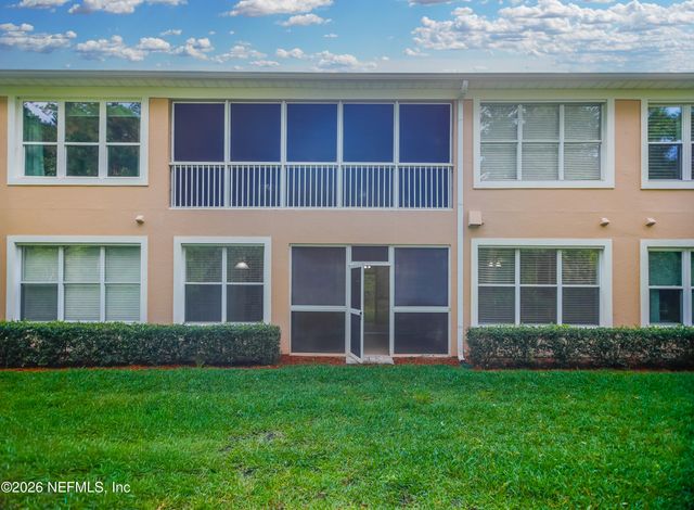 8527 LITTLE SWIFT Circle 34G, Jacksonville, FL 32256