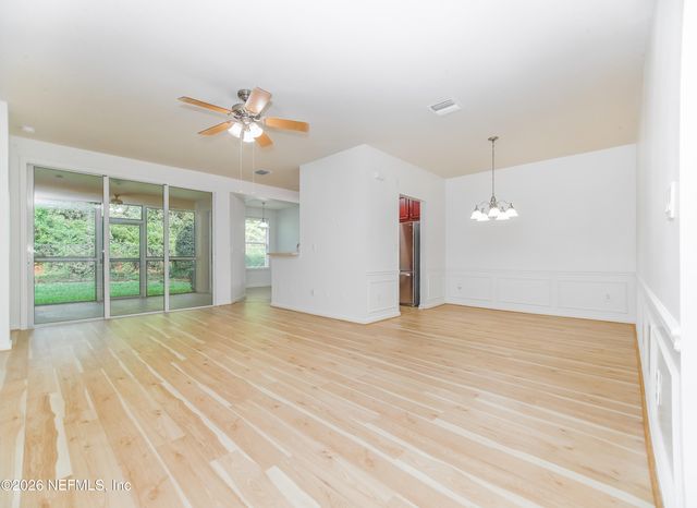 8527 LITTLE SWIFT Circle 34G, Jacksonville, FL 32256