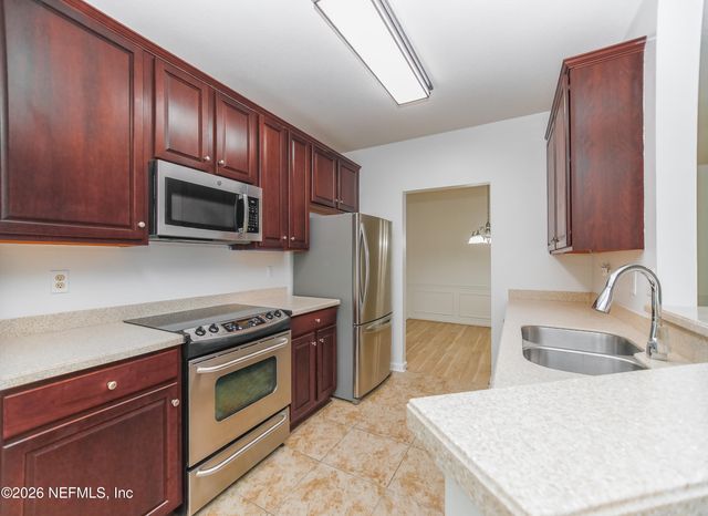 8527 LITTLE SWIFT Circle 34G, Jacksonville, FL 32256
