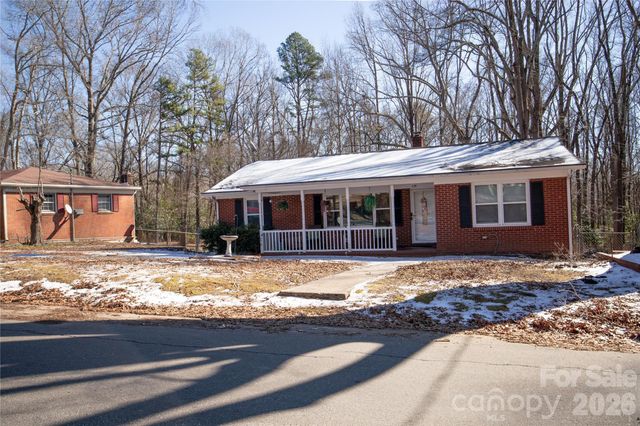 120 Lowry Row, York, SC 29745