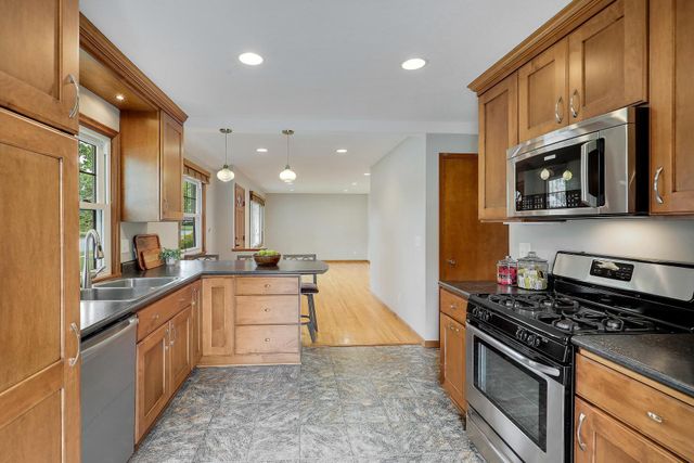 10307 Nicollet Avenue S, Bloomington, MN 55420