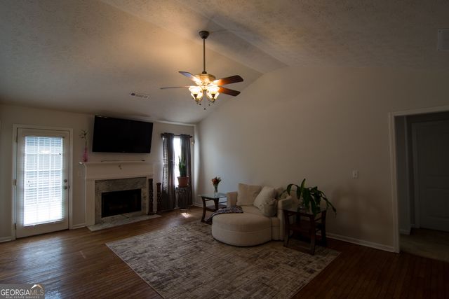 4778 Clayton Crossing Lane, Ellenwood, GA 30294