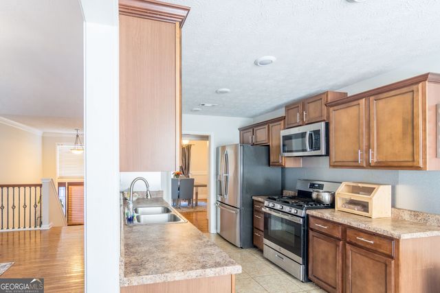 4778 Clayton Crossing Lane, Ellenwood, GA 30294