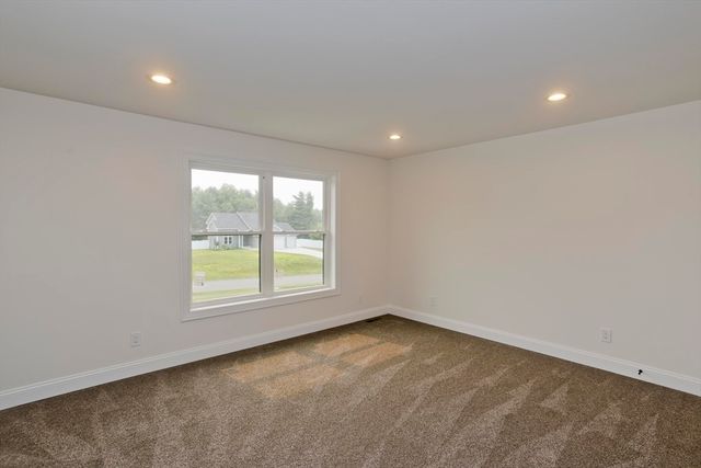 11 Woodland Lane, Belchertown, MA 01007