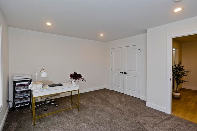 11 Woodland Lane, Belchertown, MA 01007