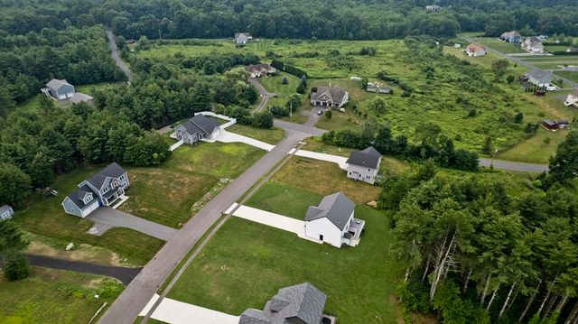 11 Woodland Lane, Belchertown, MA 01007