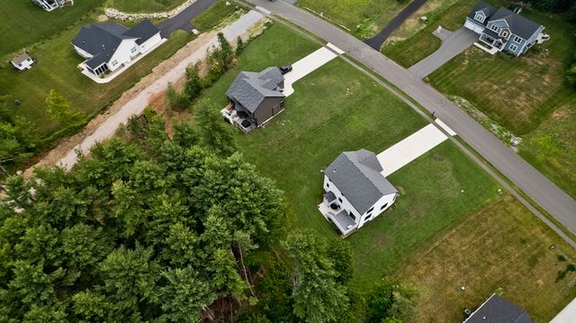 11 Woodland Lane, Belchertown, MA 01007