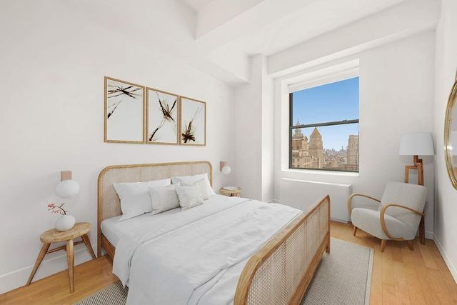 99 John St Apt 2402, New York City, NY 10038