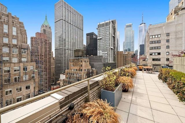 99 John St Apt 2402, New York City, NY 10038