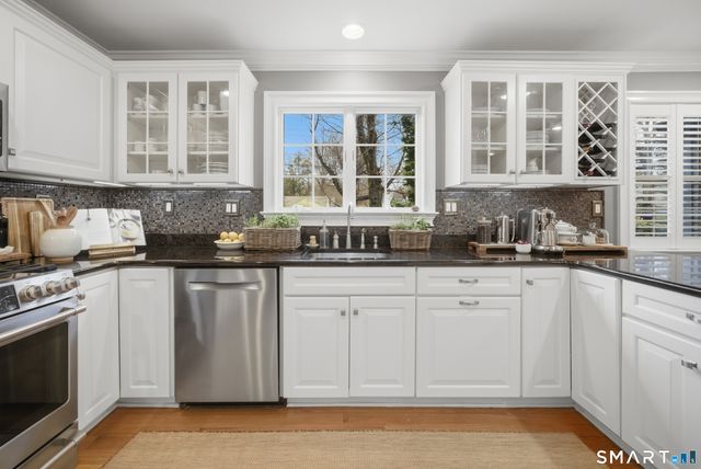 21 Turkey Hill Road North, Westport, CT 06880