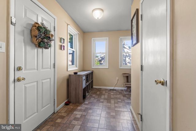 110 DELAWARE AVE, Delanco, NJ 08075