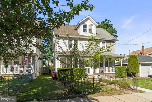 110 DELAWARE AVE, Delanco, NJ 08075