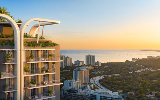 152 SW 9th Street 815, Miami, FL 33130