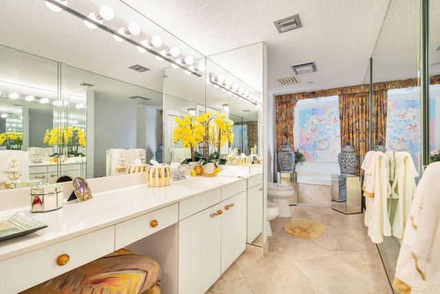 4100 N Ocean Drive 301, Singer Island, FL 33404