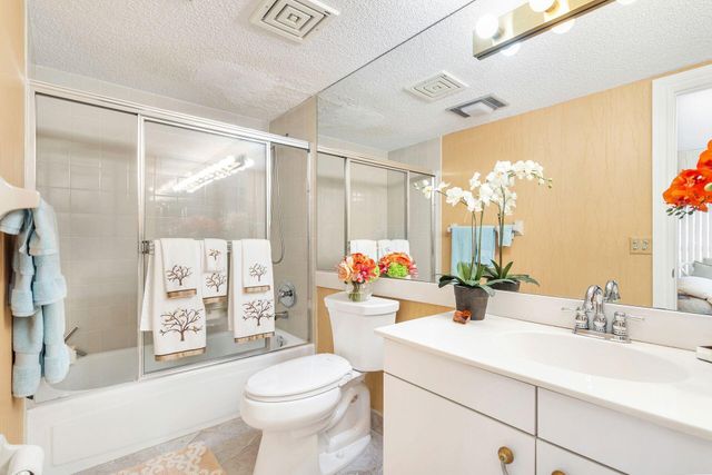 4100 N Ocean Drive 301, Singer Island, FL 33404