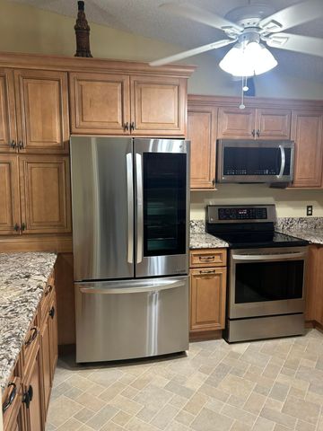 3001 SE Aster Lane 908, Stuart, FL 34994