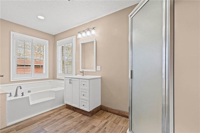 11040 Straub Road, Grand Bay, AL 36541