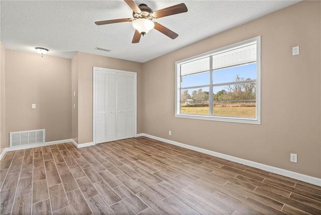 11040 Straub Road, Grand Bay, AL 36541