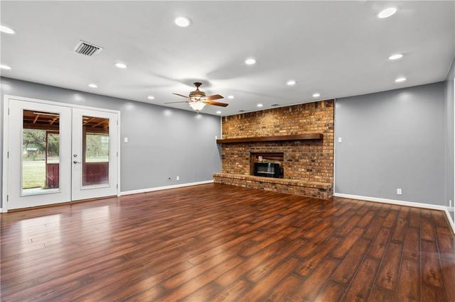 11040 Straub Road, Grand Bay, AL 36541